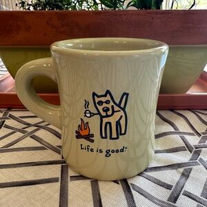 Life is good Light Green Camp Dog Diner Mug